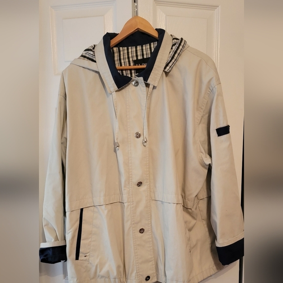 P.A. Originals khaki colored womens jackets with pockets and a hood. - Picture 4 of 5